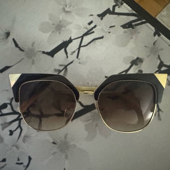 Fendi Accessories - Fendi Black and Gold Sunglasses